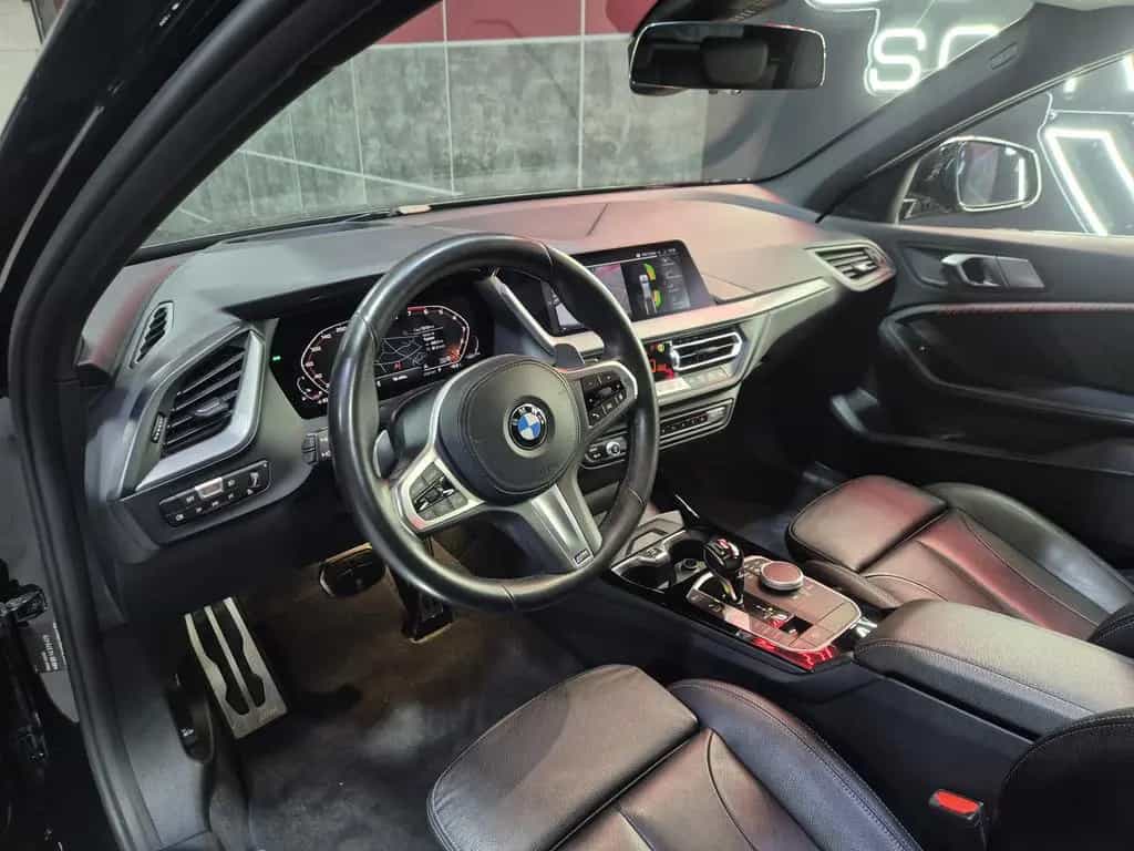 BMW M135 i xDrive *PERFORMANCE M*PANO*LEDER*MEMORY* 09/2020-photo-5