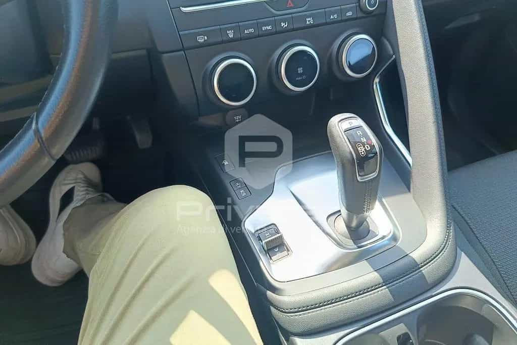 Jaguar E-Pace E-Pace 2.0D 150 CV AWD aut. 05/2020-photo-11