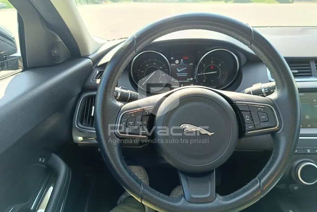 Jaguar E-Pace E-Pace 2.0D 150 CV AWD aut. 05/2020-photo-9