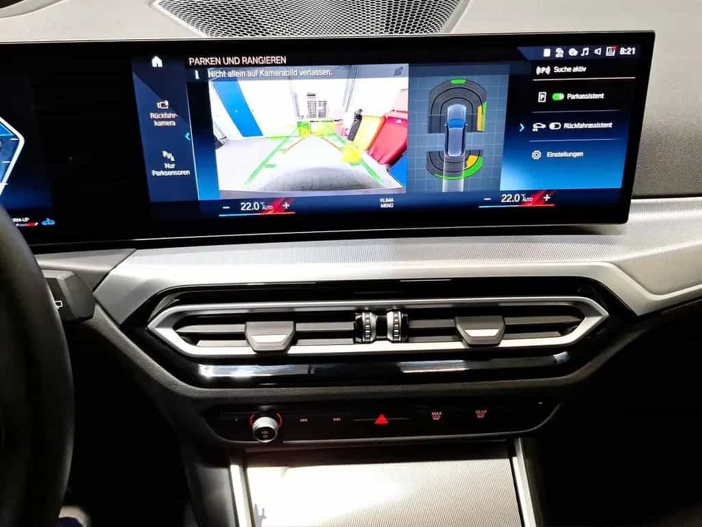 BMW 3 Series i Touring LiveCockpitProf Kamera Driv.Assist 12/2022-photo-14