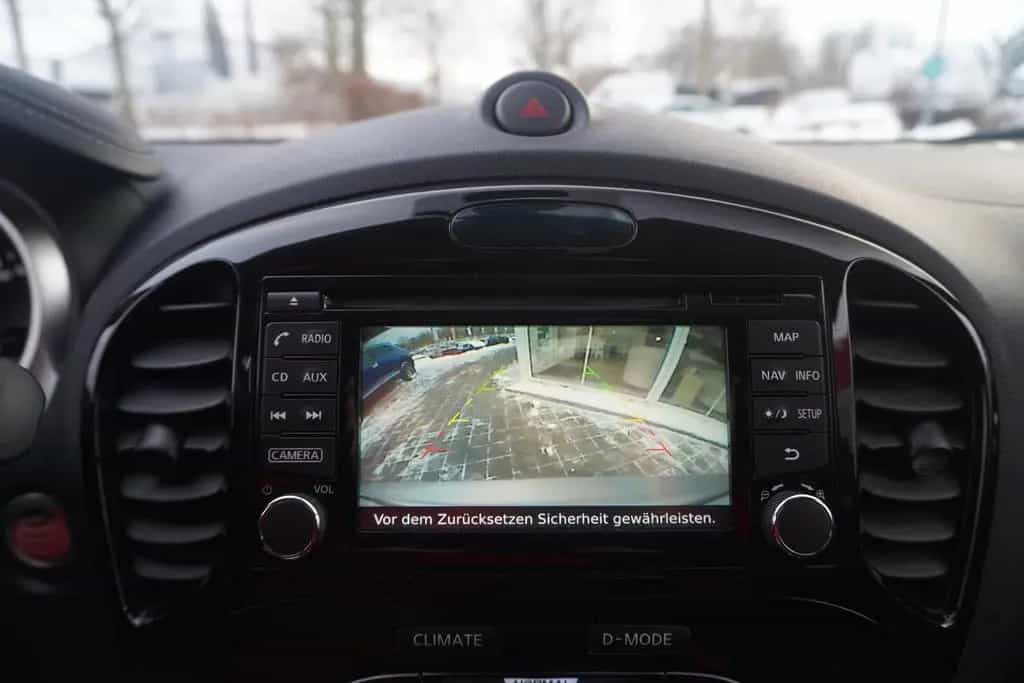 Nissan Juke 1.6 Navi Kamera Tempomat Teilleder USB PDC 02/2019-photo-17