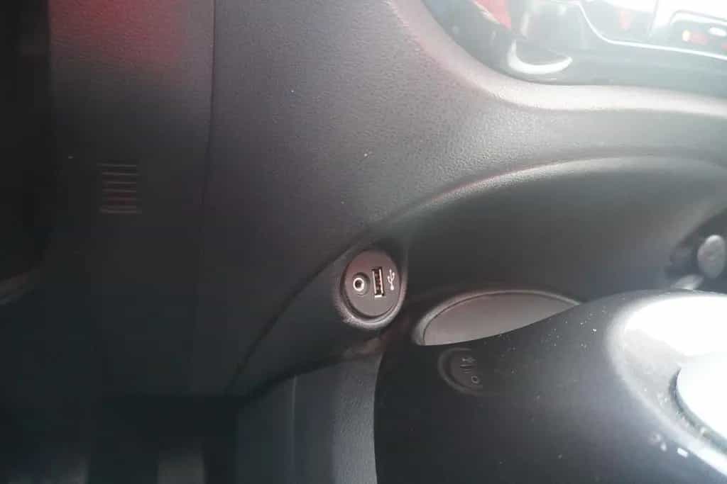 Nissan Juke 1.6 Navi Kamera Tempomat Teilleder USB PDC 02/2019-photo-26