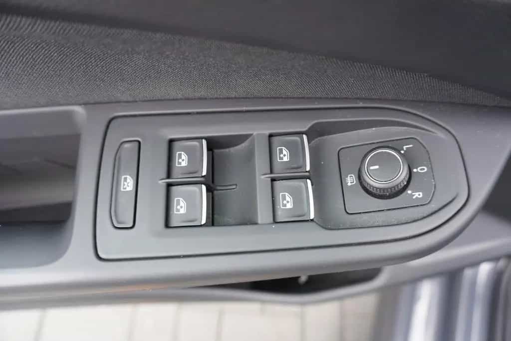 Volkswagen Golf VIII 2.0 GTI LED Head-Up HarmanKardon Navi 11/2020-photo-13