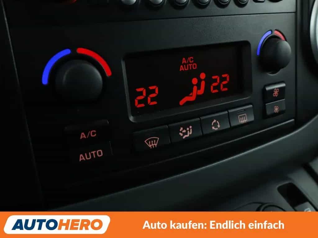 Citroën Berlingo 1.6 Blue-HDi Selection *TEMPO*PDC*KLIMA 01/2018-photo-21