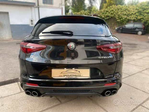 Alfa Romeo Stelvio 2.9 Bi-Turbo V6 510 CV AT8 Qu 05/2018-photo-4
