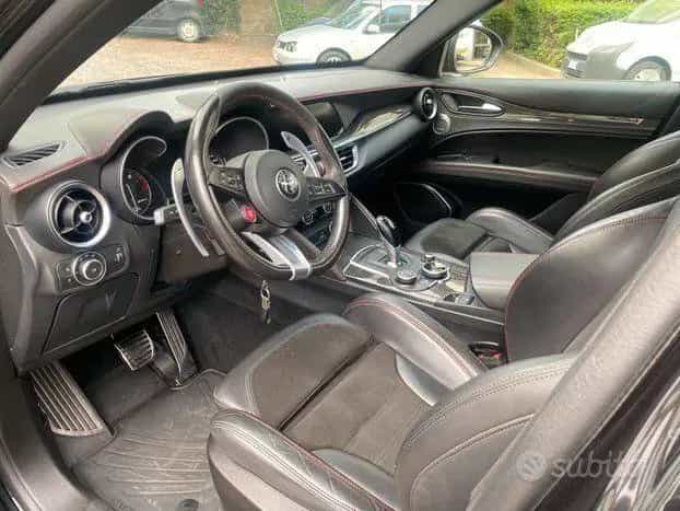 Alfa Romeo Stelvio 2.9 Bi-Turbo V6 510 CV AT8 Qu 05/2018-photo-7