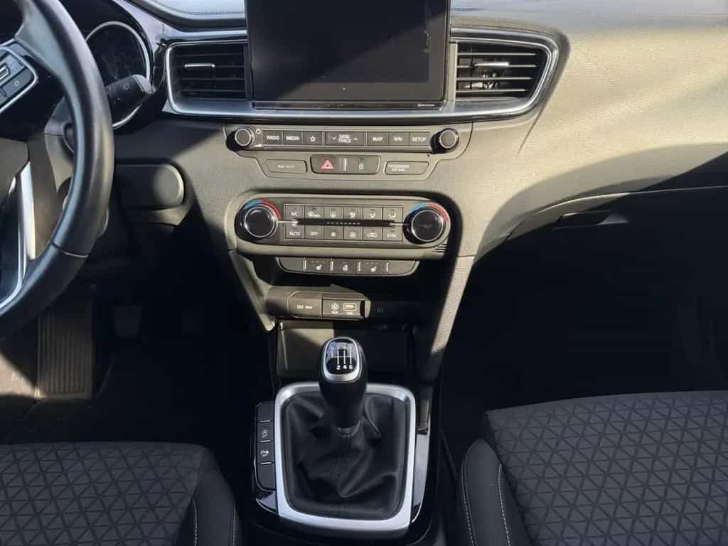 Kia Ceed Vision 1.4T VISION NAVI KOMF Apple CarPlay 09/2019-photo-10
