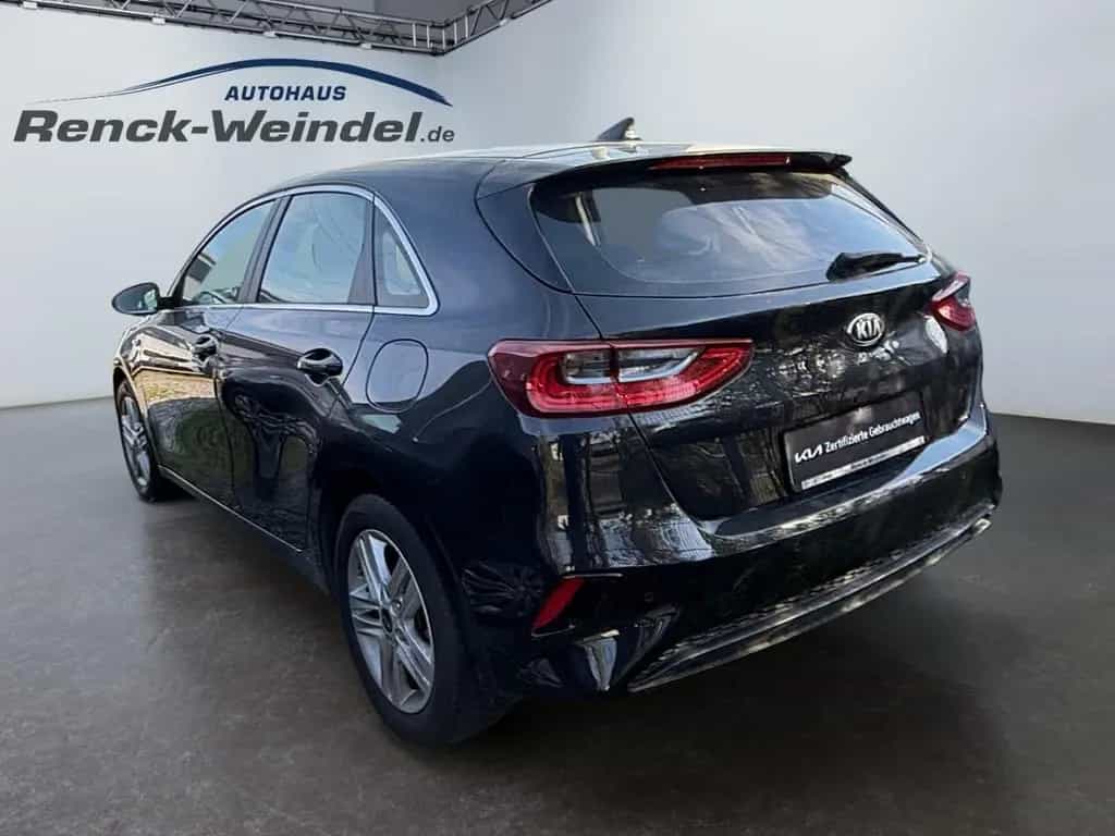 Kia Ceed Vision 1.4T VISION NAVI KOMF Apple CarPlay 09/2019-photo-2