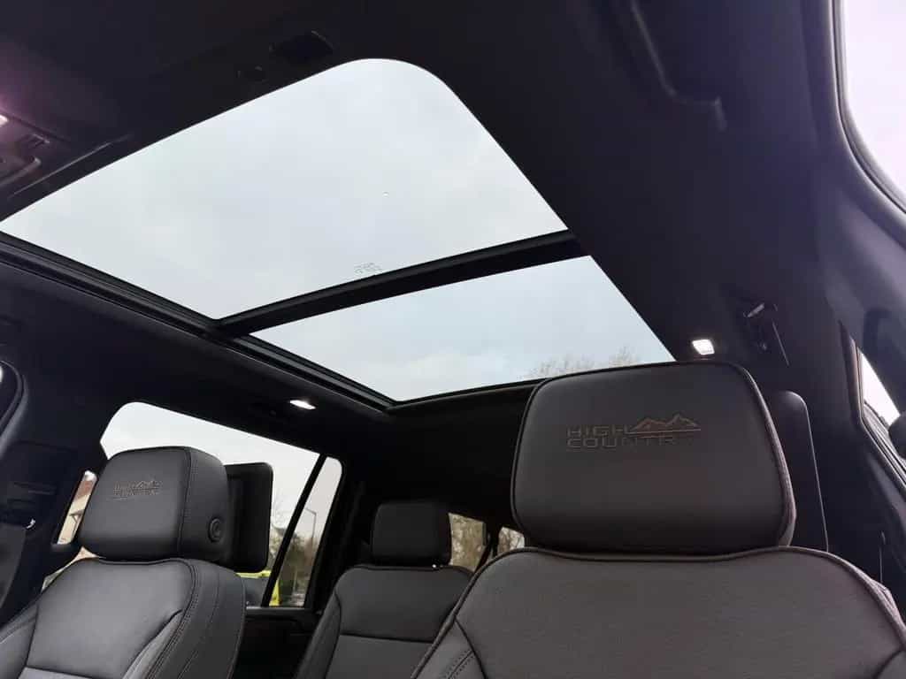 Chevrolet Suburban High Country  6,2l V8 | LPG | Lang | null-photo-10