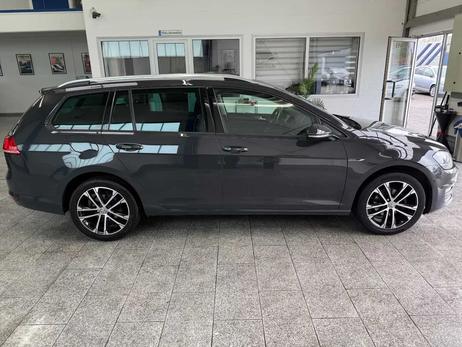 Volkswagen Golf Sportsvan VII Highline BMT/Start-Stopp 06/2015-photo-5