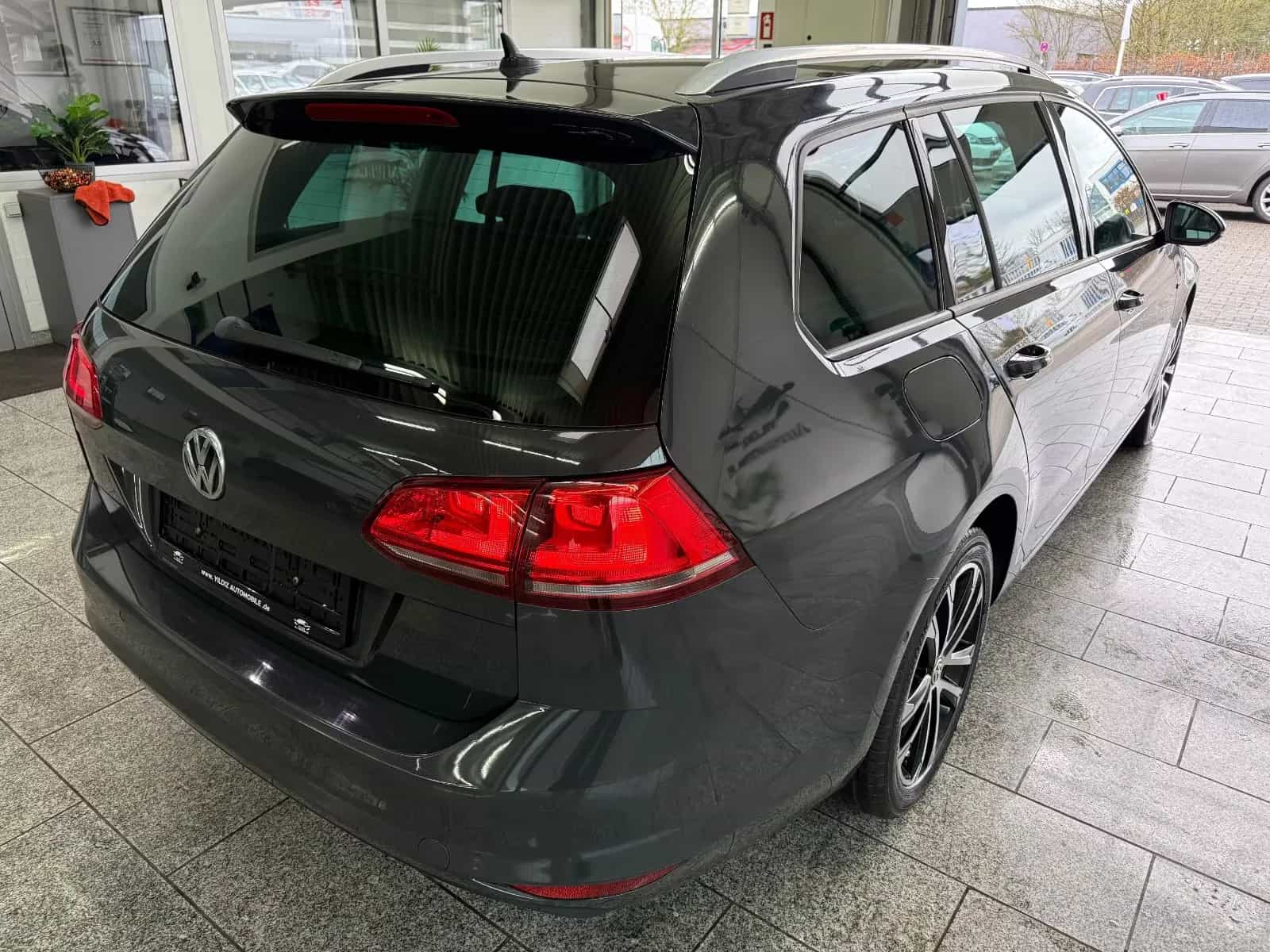 Volkswagen Golf Sportsvan VII Highline BMT/Start-Stopp 06/2015-photo-6