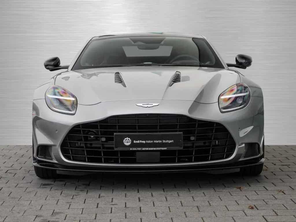 Aston Martin Vanquish null-photo-14