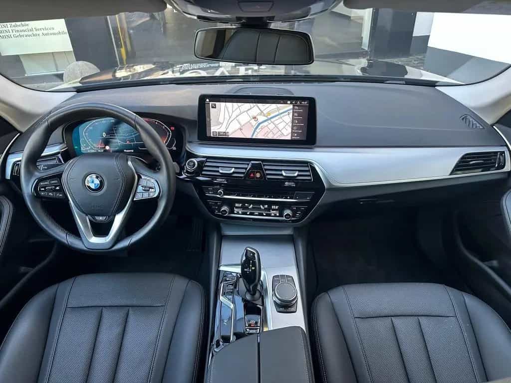 BMW 5 Series 520d LC Prof. LED DA ACC PA Standh. Lhz 11/2022-photo-6