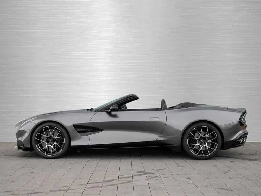 Aston Martin Vanquish Volante null-photo-13