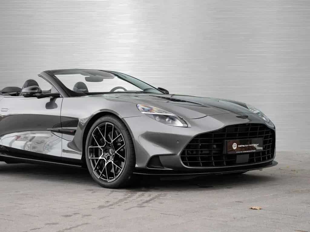 Aston Martin Vanquish Volante null-photo-21