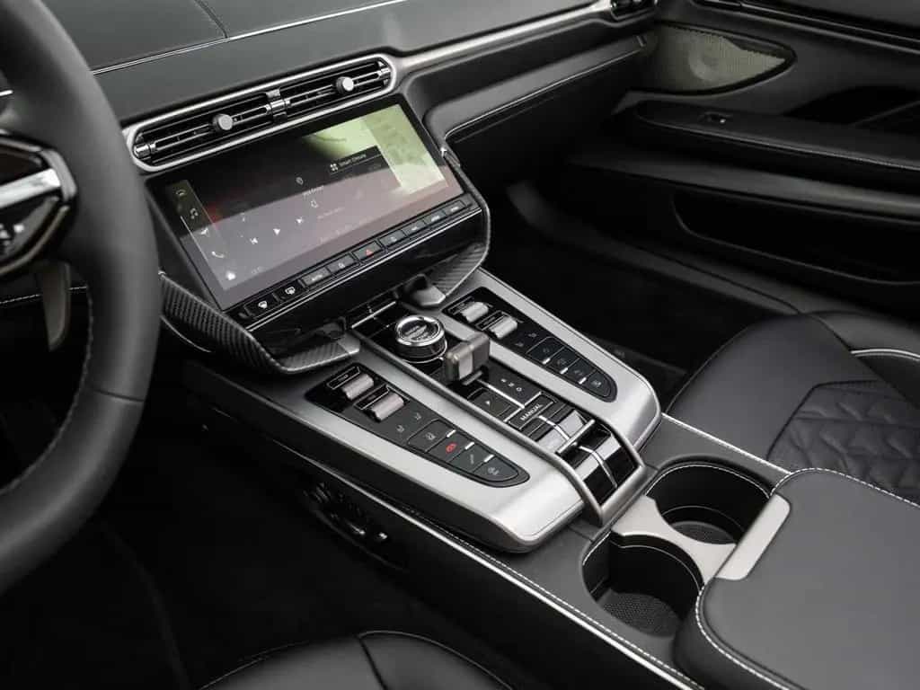Aston Martin Vanquish Volante null-photo-35