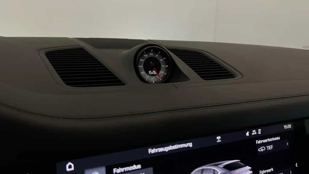 Porsche Cayenne Coupe Standh. AHK Luftf. Matrix 18W. HuD 05/2019-photo-22