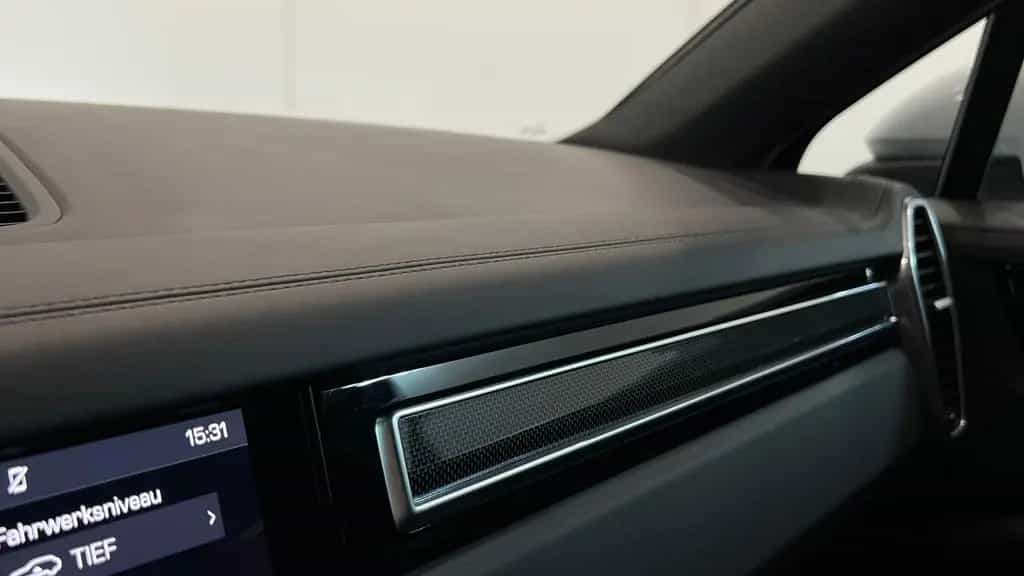 Porsche Cayenne Coupe Standh. AHK Luftf. Matrix 18W. HuD 05/2019-photo-23