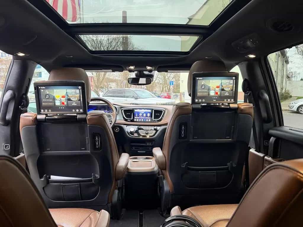 Chrysler Pacifica 3.6l V6 Pacifica Limited S + Entertainment 07/2020-photo-17