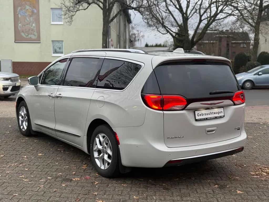 Chrysler Pacifica 3.6l V6 Pacifica Limited S + Entertainment 07/2020-photo-5