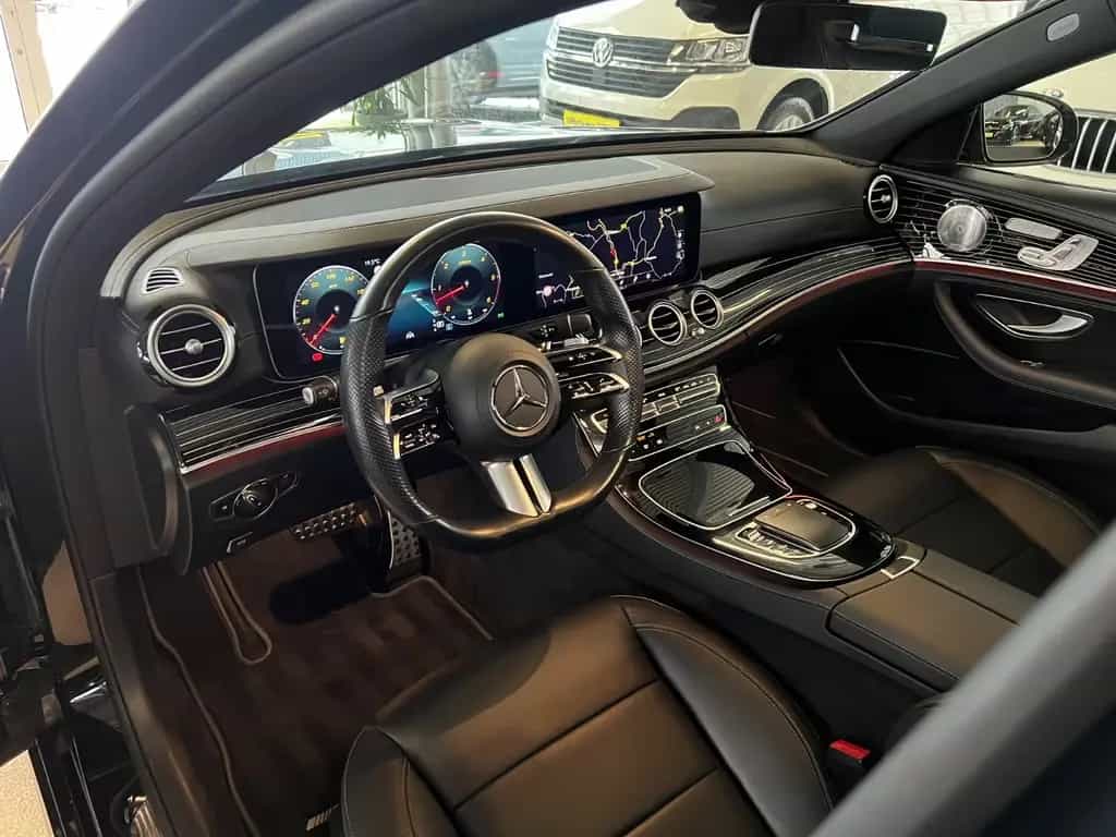 Mercedes-Benz E 400 d 4Matic AMG LINE *PANO*designo-manufaktur 11/2020-photo-13