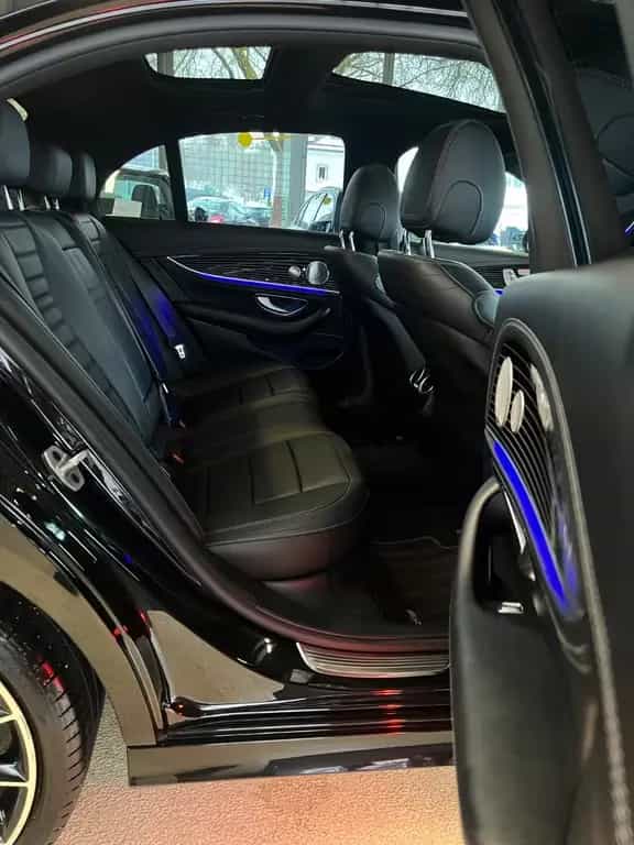 Mercedes-Benz E 400 d 4Matic AMG LINE *PANO*designo-manufaktur 11/2020-photo-27