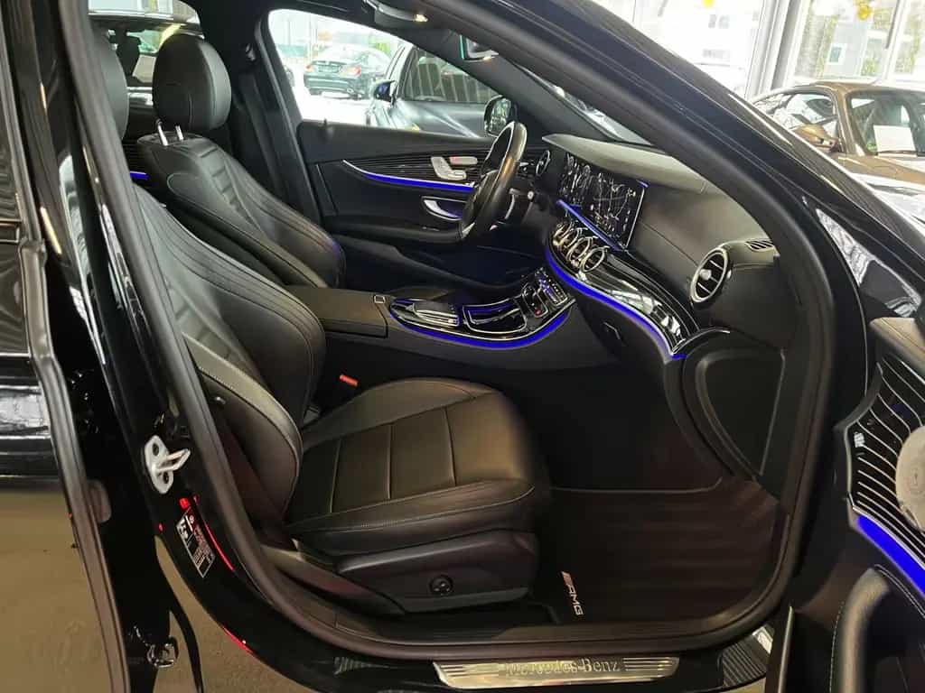 Mercedes-Benz E 400 d 4Matic AMG LINE *PANO*designo-manufaktur 11/2020-photo-28