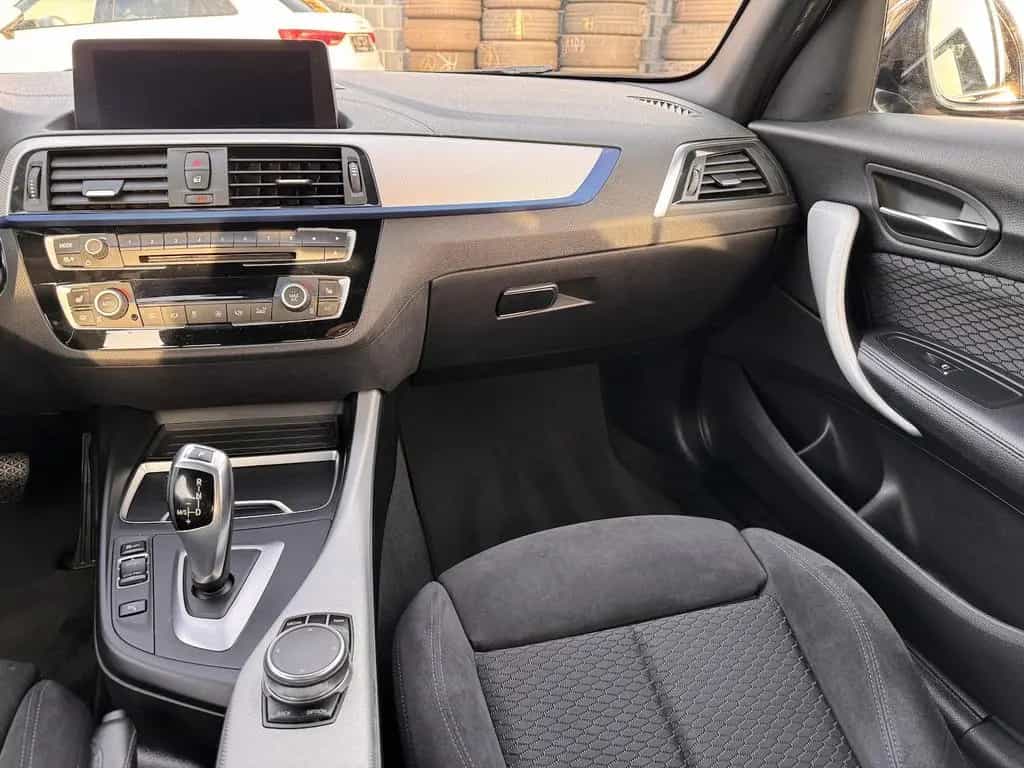 BMW 118 d M Sport RFKA LED NAVI PROF MEMORY 01/2018-photo-17