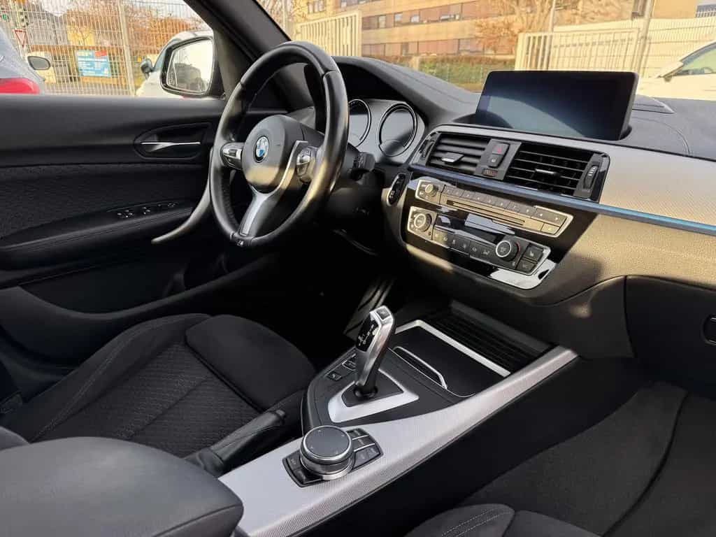 BMW 118 d M Sport RFKA LED NAVI PROF MEMORY 01/2018-photo-18