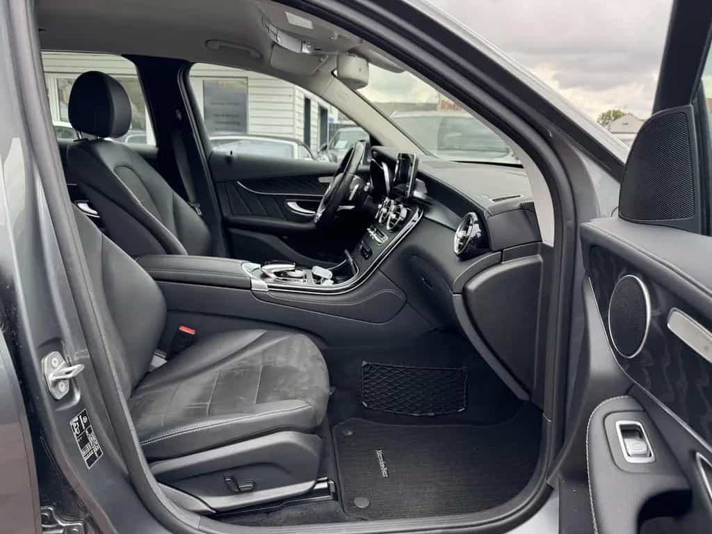 Mercedes-Benz GLC 250 4Matic AMG LINE ACC DTR 360° KAMERA LED 11/2017-photo-13