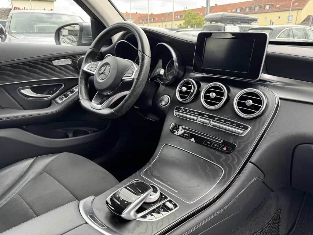 Mercedes-Benz GLC 250 4Matic AMG LINE ACC DTR 360° KAMERA LED 11/2017-photo-15