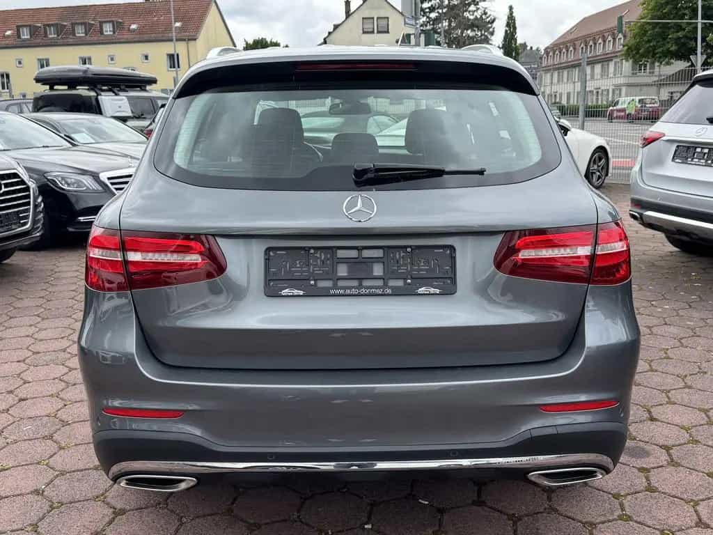 Mercedes-Benz GLC 250 4Matic AMG LINE ACC DTR 360° KAMERA LED 11/2017-photo-5