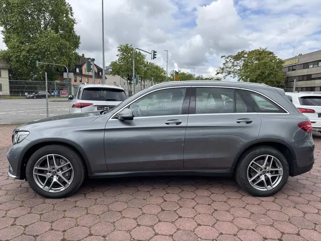 Mercedes-Benz GLC 250 4Matic AMG LINE ACC DTR 360° KAMERA LED 11/2017-photo-7