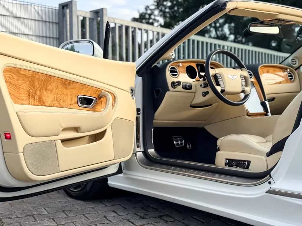 Bentley Continental GTC *MANSORY*JAPAN*TOLLER-ZUSTAND*TOP 03/2010-photo-13