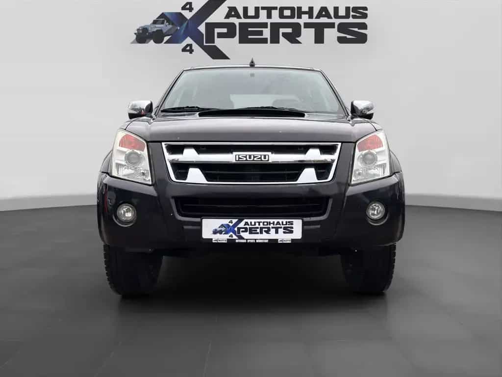 Isuzu D-Max 3.0TD Aut. DOUBLECAB | nur 139tkm| 4WD| LS 04/2011-photo-0