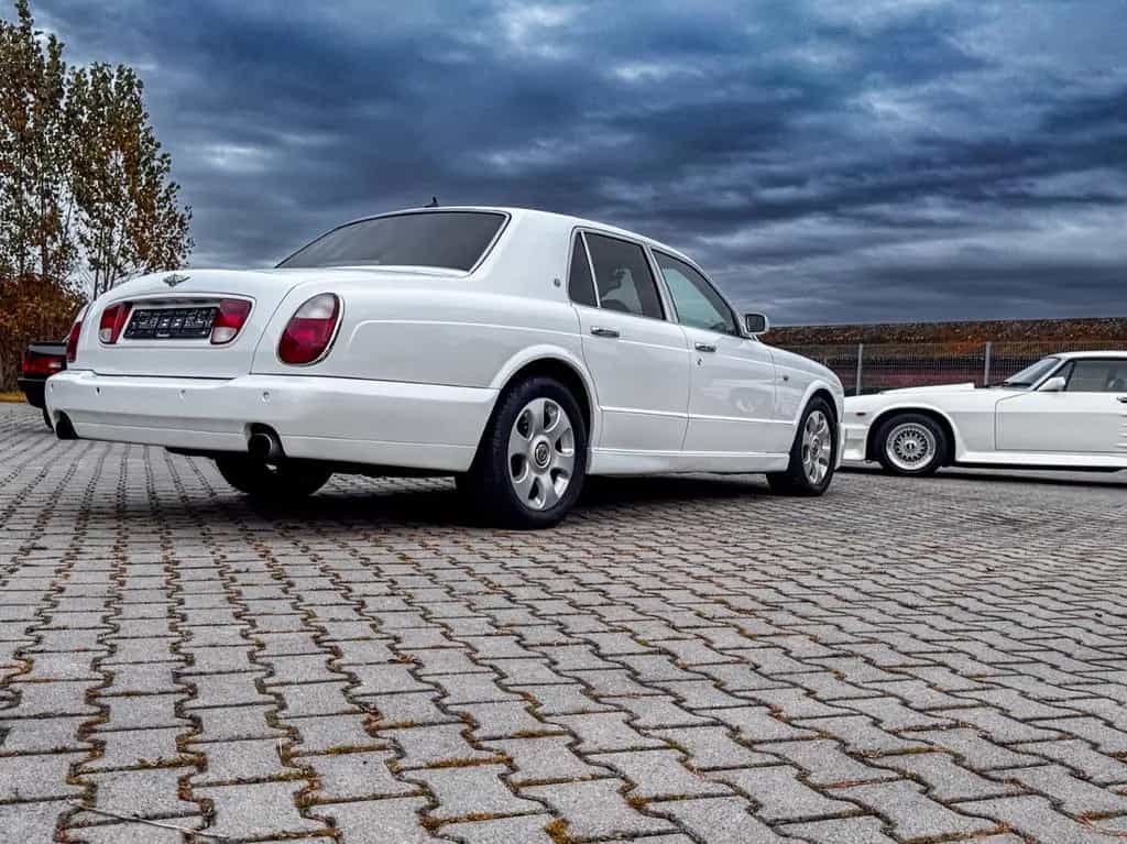 Bentley Arnage R*UNGLAUBLICH*SELTEN*GEPFLEGT*ENDSTUFE 07/2003-photo-4