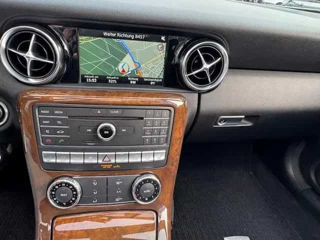 Mercedes-Benz SLC-Class 300 Roadster PANO NAVI ALU 09/2016-photo-14