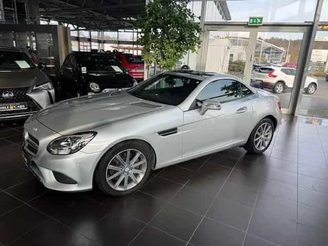 Mercedes-Benz SLC-Class 300 Roadster PANO NAVI ALU 09/2016-photo-2