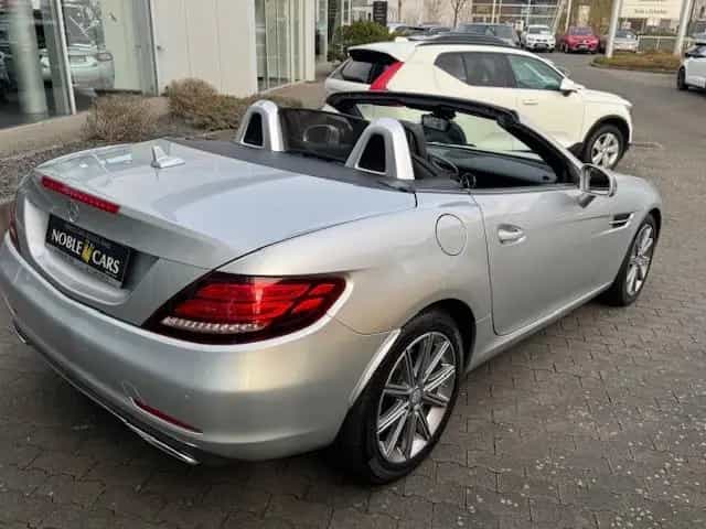 Mercedes-Benz SLC-Class 300 Roadster PANO NAVI ALU 09/2016-photo-24