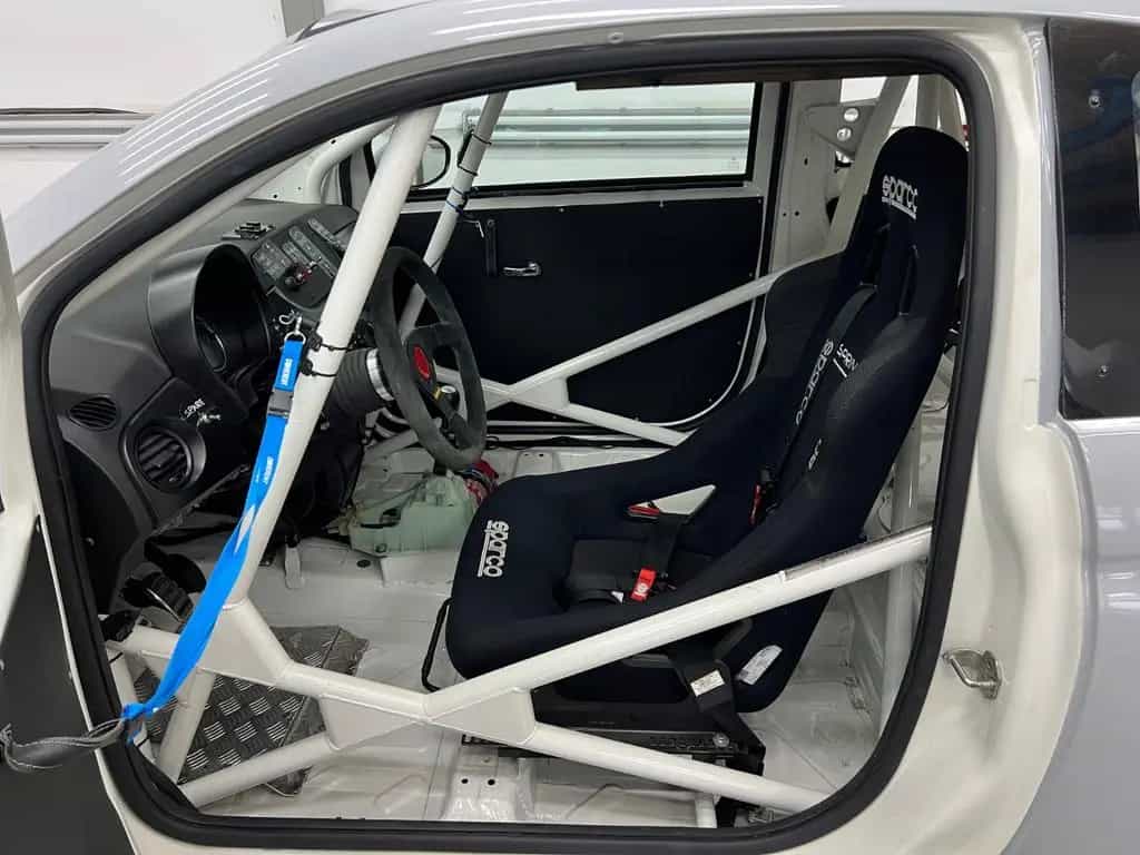 Abarth 500 orig. Cup Assetto Corse Track Rennstrecke 04/2009-photo-13
