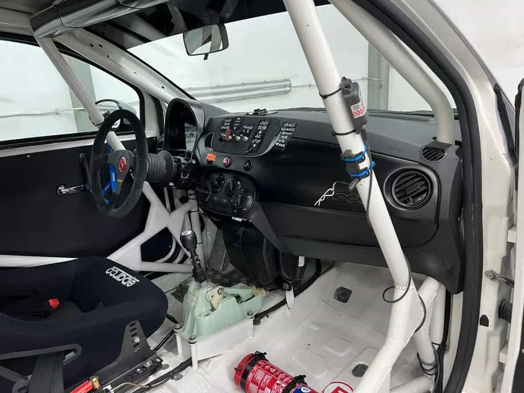 Abarth 500 orig. Cup Assetto Corse Track Rennstrecke 04/2009-photo-17