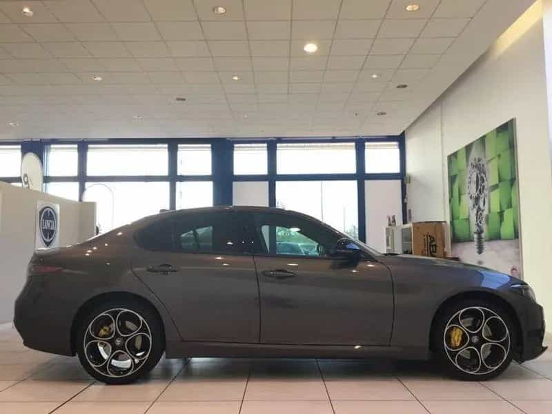 Other Other Alfa Romeo Giulia Giulia 2.0 Turbo 280 CV AT8 AW 05/2024-photo-1