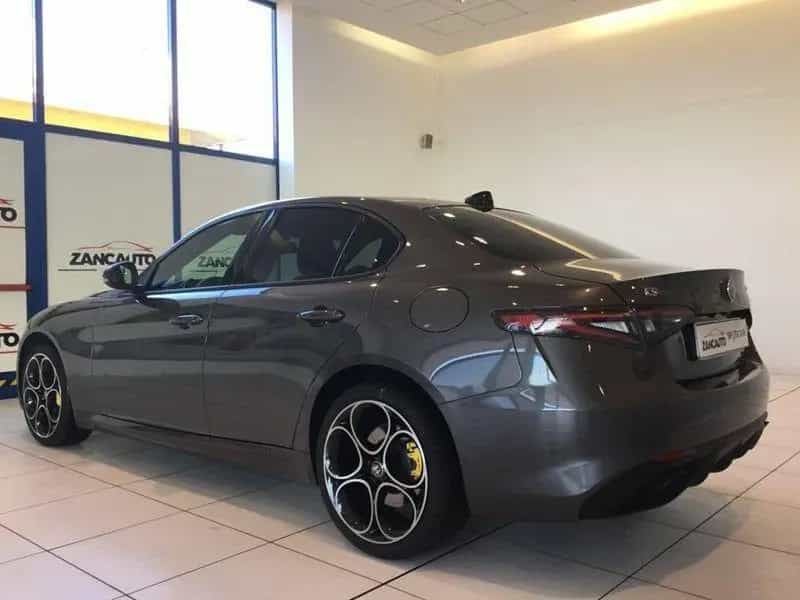Other Other Alfa Romeo Giulia Giulia 2.0 Turbo 280 CV AT8 AW 05/2024-photo-5