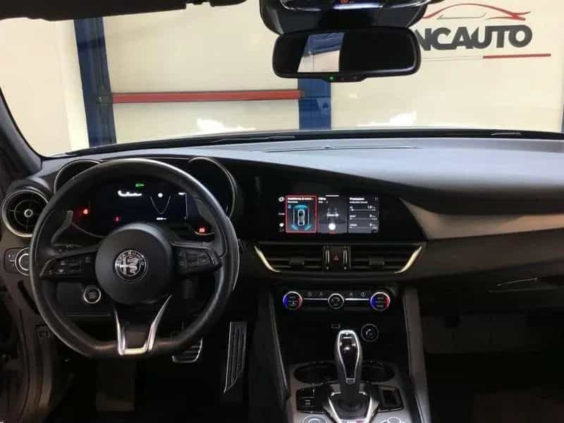 Other Other Alfa Romeo Giulia Giulia 2.0 Turbo 280 CV AT8 AW 05/2024-photo-9
