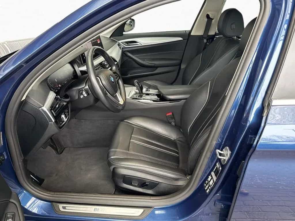 BMW 5 Series 520d xDrive Touring Aut. Laser,HuD,PA,St+Go,DA 11/2021-photo-6