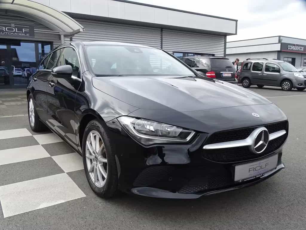 Mercedes-Benz CLA 180 Shooting Brake NAVI*LED*SHZG*PANO*PDC* 10/2020-photo-2