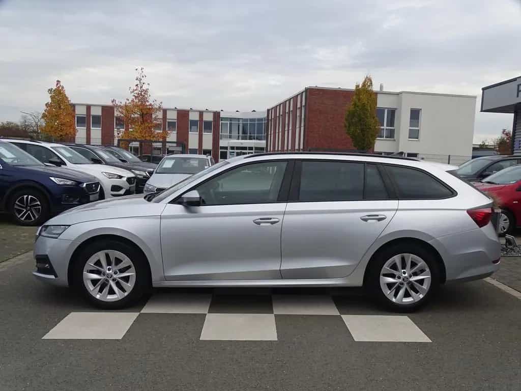 Skoda Octavia 1.0 Active*LED*SMART LINK*DAB*SHZG*RFK* 04/2021-photo-7