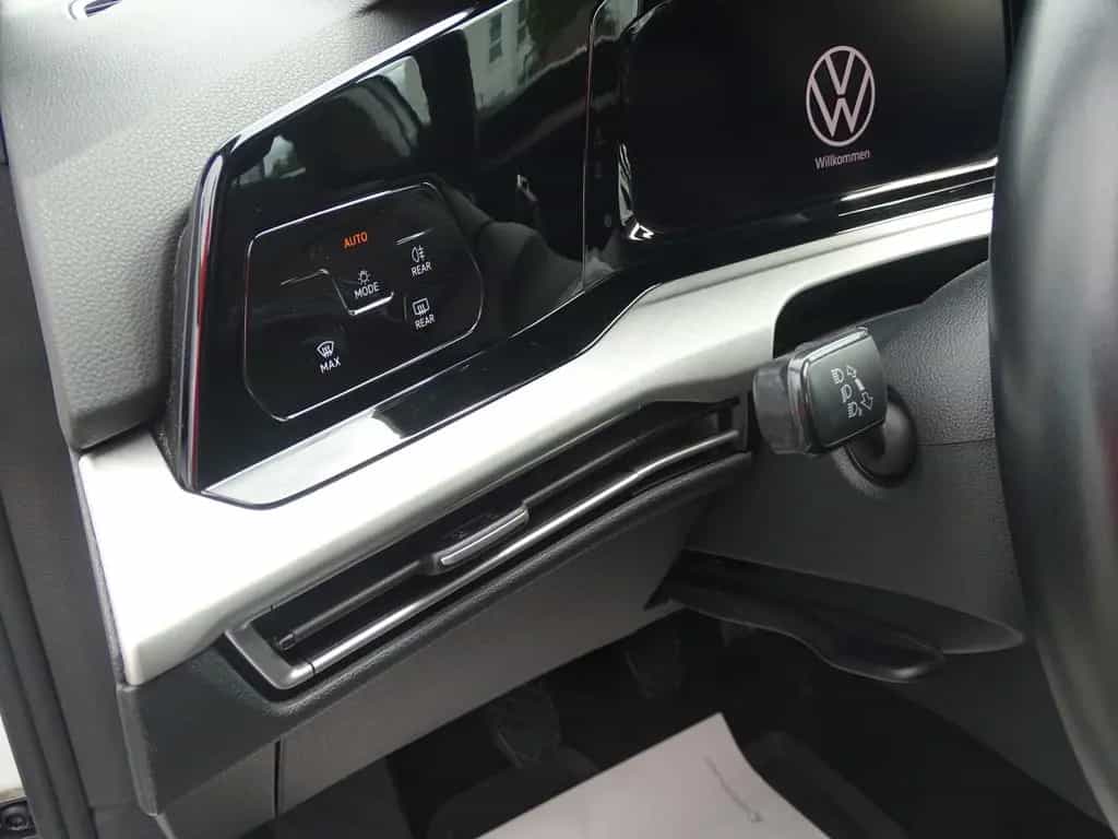 Volkswagen Golf 1.0 TSI Life*DAB*LED*APP CONNECT*PDC*ACC* 06/2021-photo-12