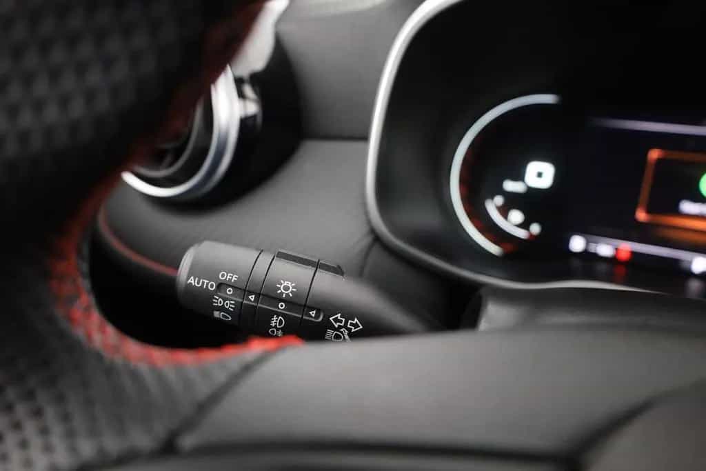 MG ZS 1.0 T-GDI Luxury Aut. LED Navi 360° Sitzheizu 05/2024-photo-16