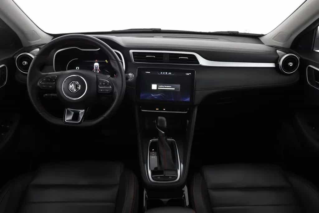 MG ZS 1.0 T-GDI Luxury Aut. LED Navi 360° Sitzheizu 05/2024-photo-8